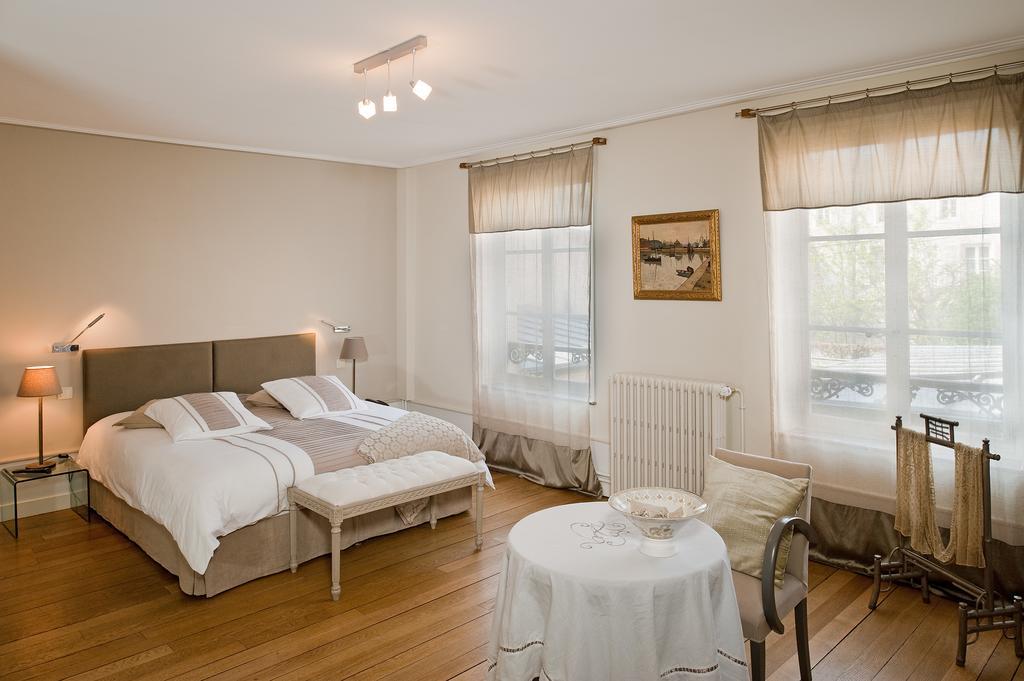 ナンシー メゾン ドーテ ド ミヨン Bed & Breakfast エクステリア 写真