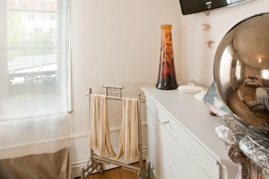 ナンシー メゾン ドーテ ド ミヨン Bed & Breakfast エクステリア 写真